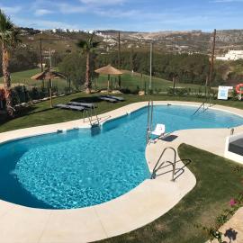 Spacious Apartment with Views in Málaga, 77 m², Shared Pool