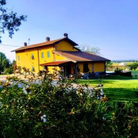 Cascina Rocchino bed and breakfast
