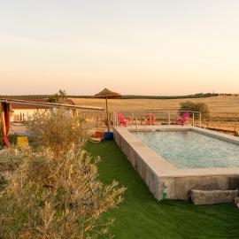 Barnhouse Duplex, hotelli kohteessa Idanha-a-Nova