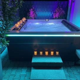 Refugium - Design Apartment with Private Whirlpool & Terrace by Fetischhaus Wiesbaden