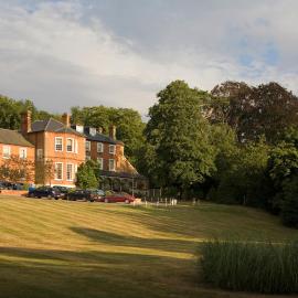 Brandshatch Place Hotel & Spa: Dartford şehrinde bir otel