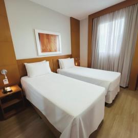 Nobile Suítes Uberlândia, hotel u gradu 'Uberlândia'