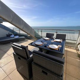 3 Bed Apt Westward Ho! "High Tide", hotel in Westward Ho