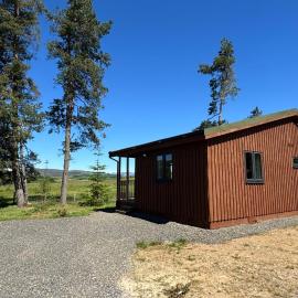 Azalea Lodge 4 with Wood Burning Hot Tub