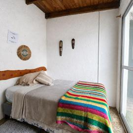 Alojamiento EYO en Chuy con Baño Privado y Aire Acondicionado, hotel in Chuy