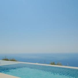 VOUNO Santorini Private Villas
