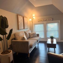 Cozy Studio Near Newark Airport, viešbutis mieste Elizabetas