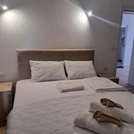 Apartments&studio Villa Antigona