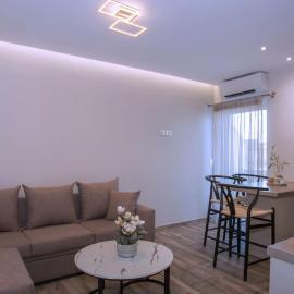 Orelia Suite 2, Hotel in Karystos
