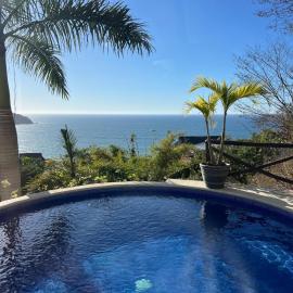 NEW Listing! Casa Piramide Luxe & Spacious, Incredible Views!, hotel in Sayulita