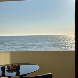 Le TAHITI, hotel in Frontignan