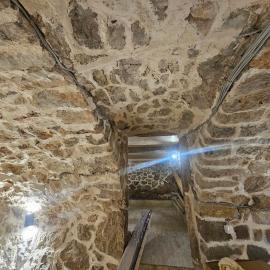 The Old Wine Cellar Apartment