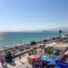 Er-öz Hotel & Restaurant، فندق في فتحية