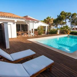 Casa Penyes - Ruhe-Oase mit Meerblick und Privatpool, Hotel in Cala Pi