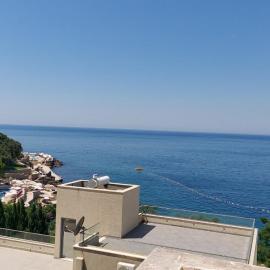 Pogled na more, hotell i Pečurice