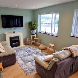 Coastal Lakeside, hotel in Plymouth