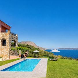 Villa Aptera