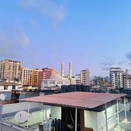 Viesnīca Cozy 1BR Apartment City Center pilsētā Dāresalāma