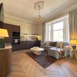 3 Bed, Perth City Centre Retreat, hotel in Perth