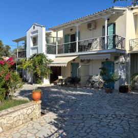 Agrambeli Rooms & Apartments