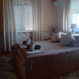 Уют, hotel i Mineralni Bani