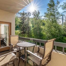 Walk to Beaver Creek Village - 2BR Condo with Chairlift Views, Pool & Hot Tub