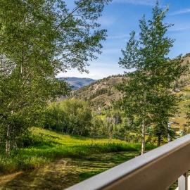 Walk to Beaver Creek Village - 2BR Condo with Chairlift Views, Pool & Hot Tub