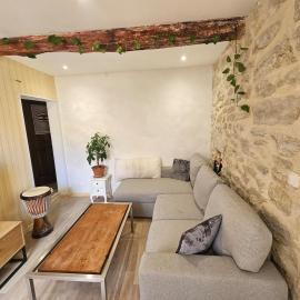 Viesnīca T2 au calme au cœur du luberon pilsētā Auribeau