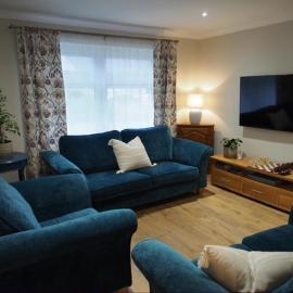 Cosy two bedroom bungalow with garden in Ballater, hotell i Ballater