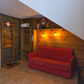 Le Refuge la Féclaz piscine rando ski 5 pers、Les Désertsのホテル
