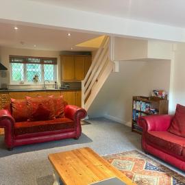 Bury Spacious, self-contained Annexe near M66, hotel u gradu Bury