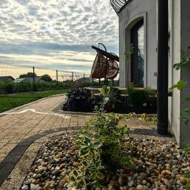 Loft Haven - Loftowa Rezydencja, hotel in Trzemeszno