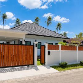 Sherlock Home Pool Villa Krabi, hotel in Ban Chong Phli