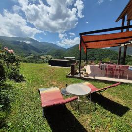 Maison familiale avec piscine au cœur des Pyrénées
