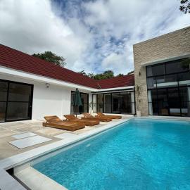 Villa Ghiza Labuan Bajo, hotel a Mbura