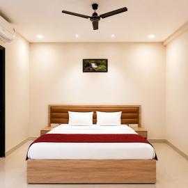 Hotel 33 Inn, hotel in Kānpur