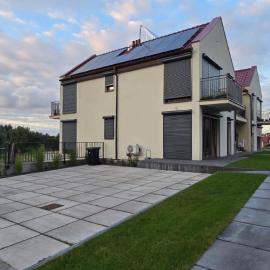 Villa nad stawem, hotell i Pszczew