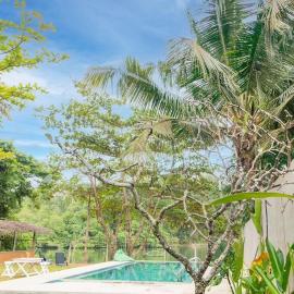 Juula lagoon resort Hikkaduwa - villa 02, hotelli kohteessa Dodanduwa
