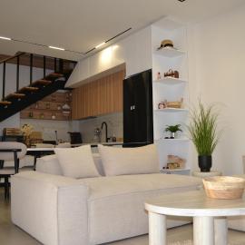 Vila 18, hotel in Velipojë