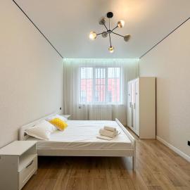 392New City 2-комнатная, hotel in Atyrau
