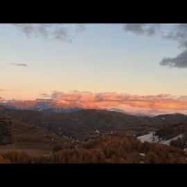 Appartement Duplex Mezzanine Station Ski Valberg، فندق في Péone