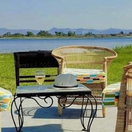 Whispering Woods, hotel in Kafue