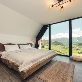 Serra Chalet: Fundata şehrinde bir otel
