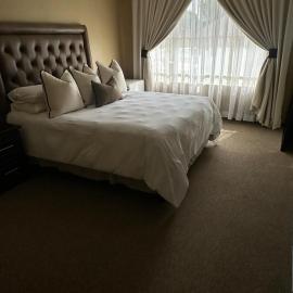 Diamo Guest House: Roodeplaat şehrinde bir otel