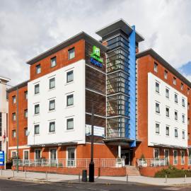 Holiday Inn Express Stevenage by IHG, hotel i Stevenage