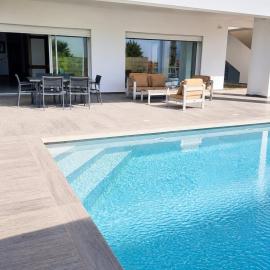 Villa NLS - Villa avec piscine à 2min de la plage, hotel in Banzart