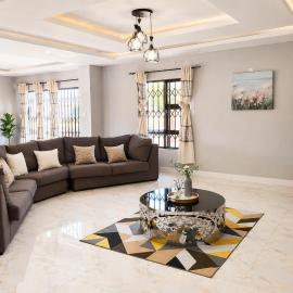 Chic Modern Escape, Hotel in Lusaka