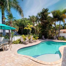 Blue Wave Villa East, hotel in Anna Maria