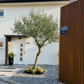 7sopot, hotel u gradu Buzet