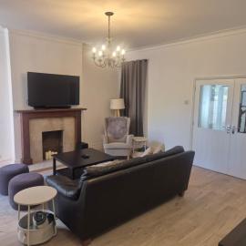 The Lincoln House I 5-Bed I Free Parking for 4 Cars